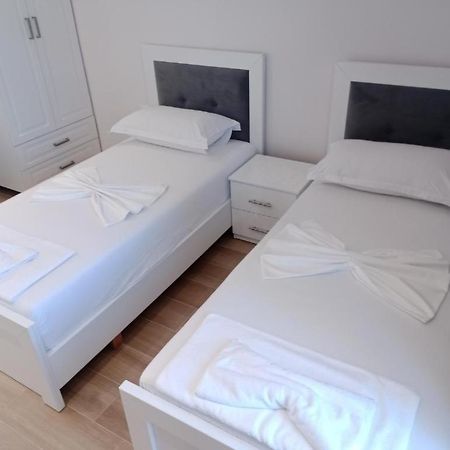 Hotel Opolonia Ksamil Extérieur photo