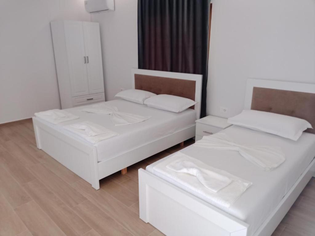 Hotel Opolonia Ksamil Extérieur photo