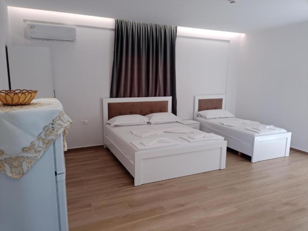 Hotel Opolonia Ksamil Extérieur photo