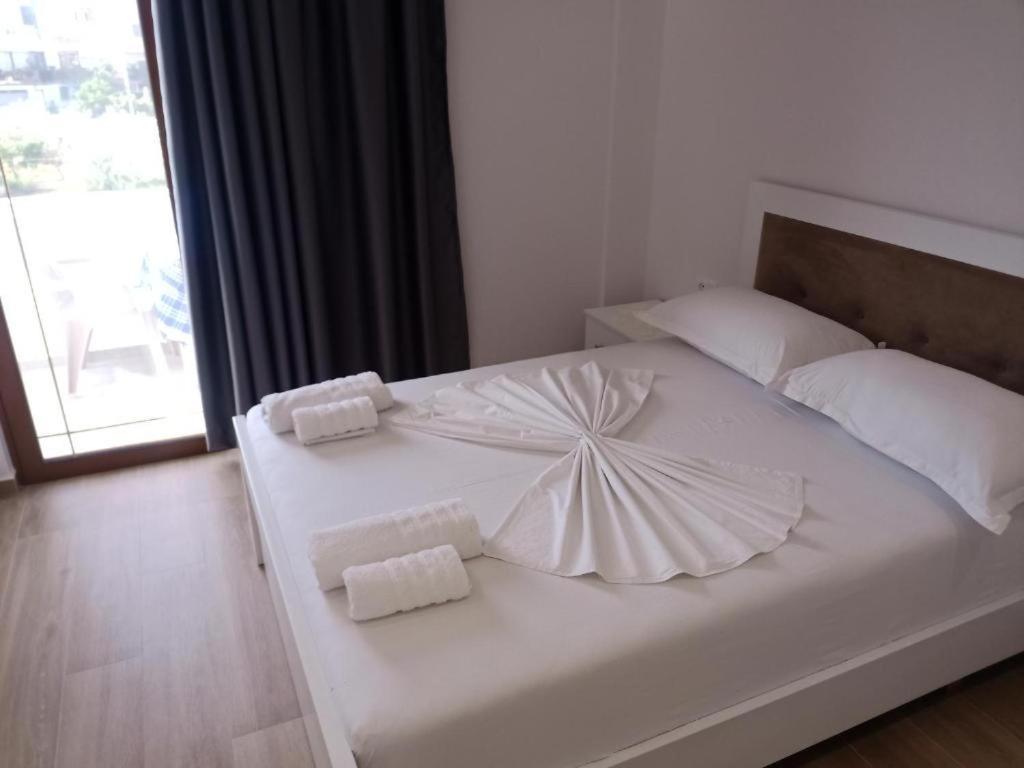 Hotel Opolonia Ksamil Extérieur photo