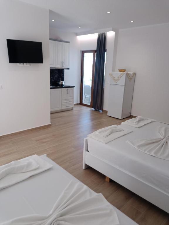 Hotel Opolonia Ksamil Extérieur photo